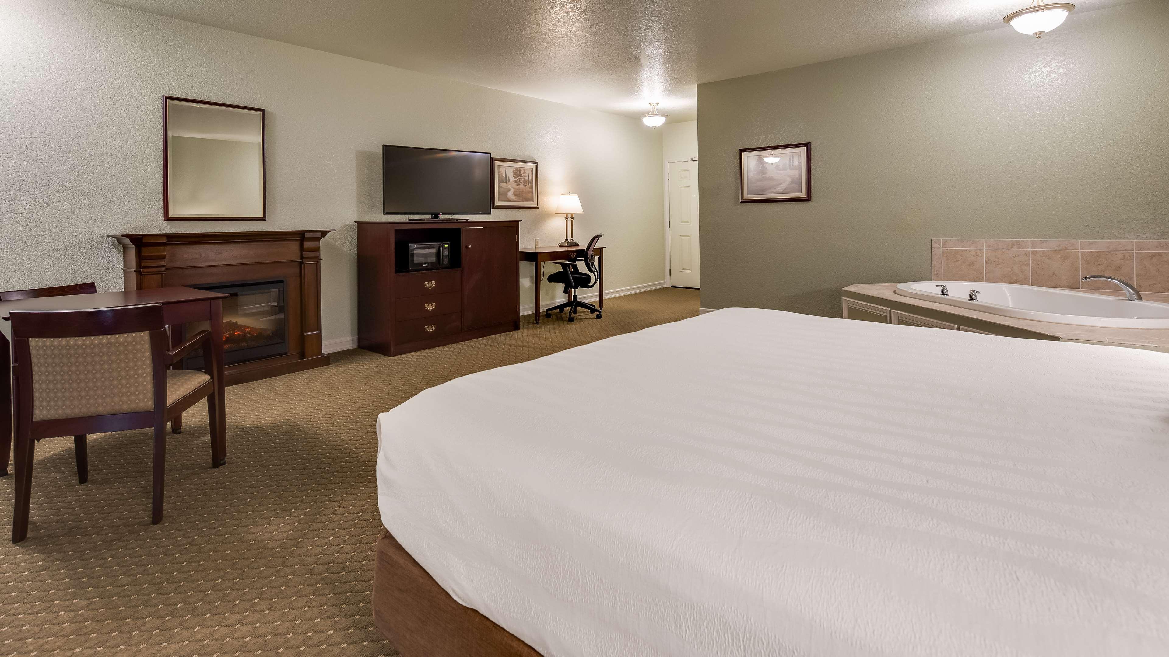 Best Western Plus Bayshore Inn Eureka Exterior foto