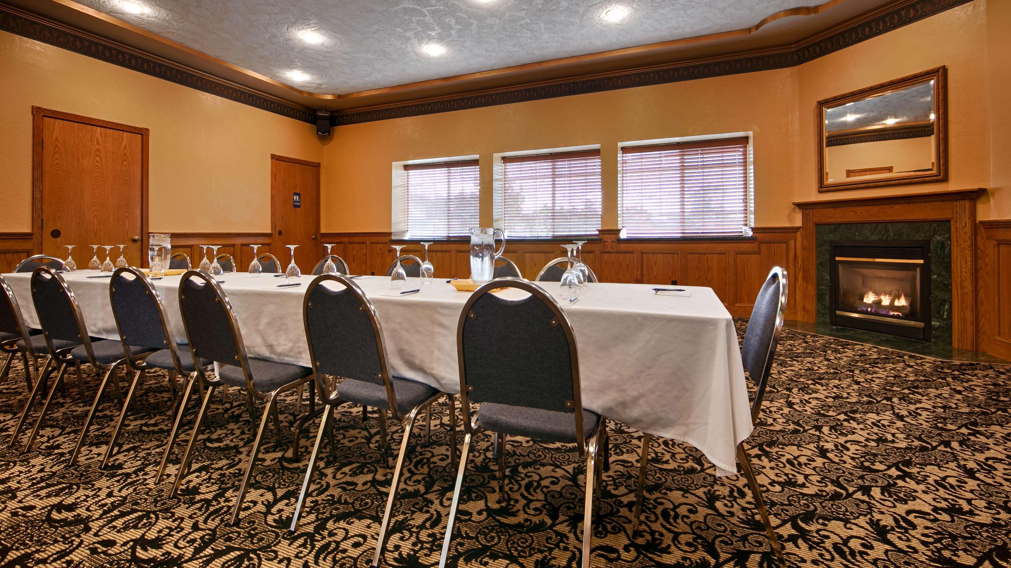 Best Western Plus Bayshore Inn Eureka Exterior foto